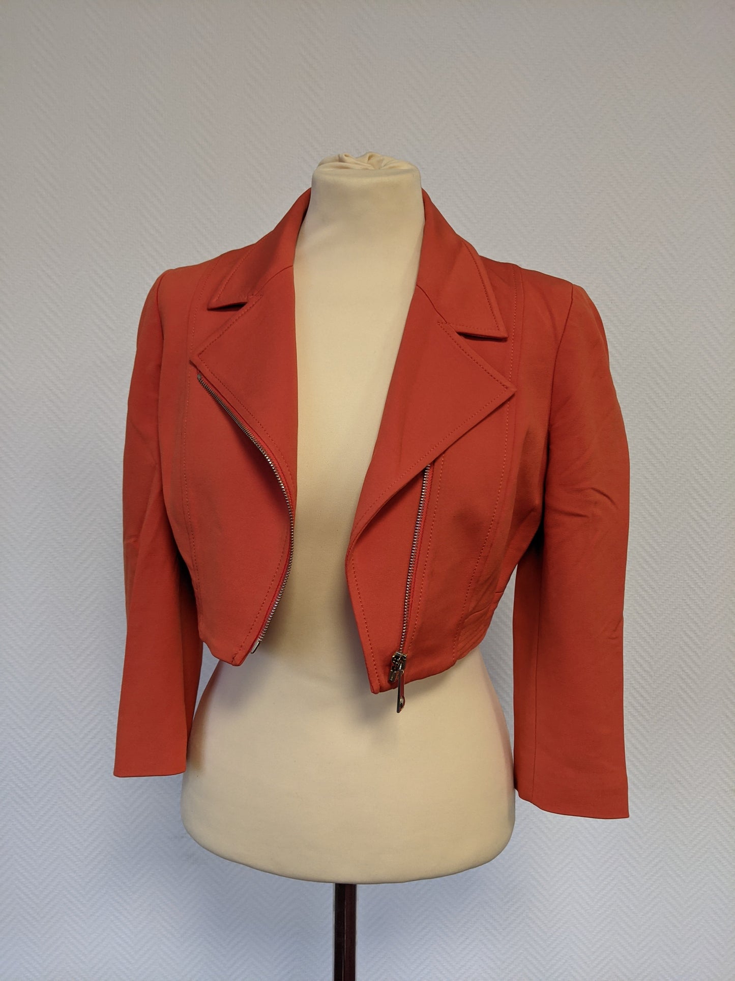 Trendy Cropped Jacket by PINKO