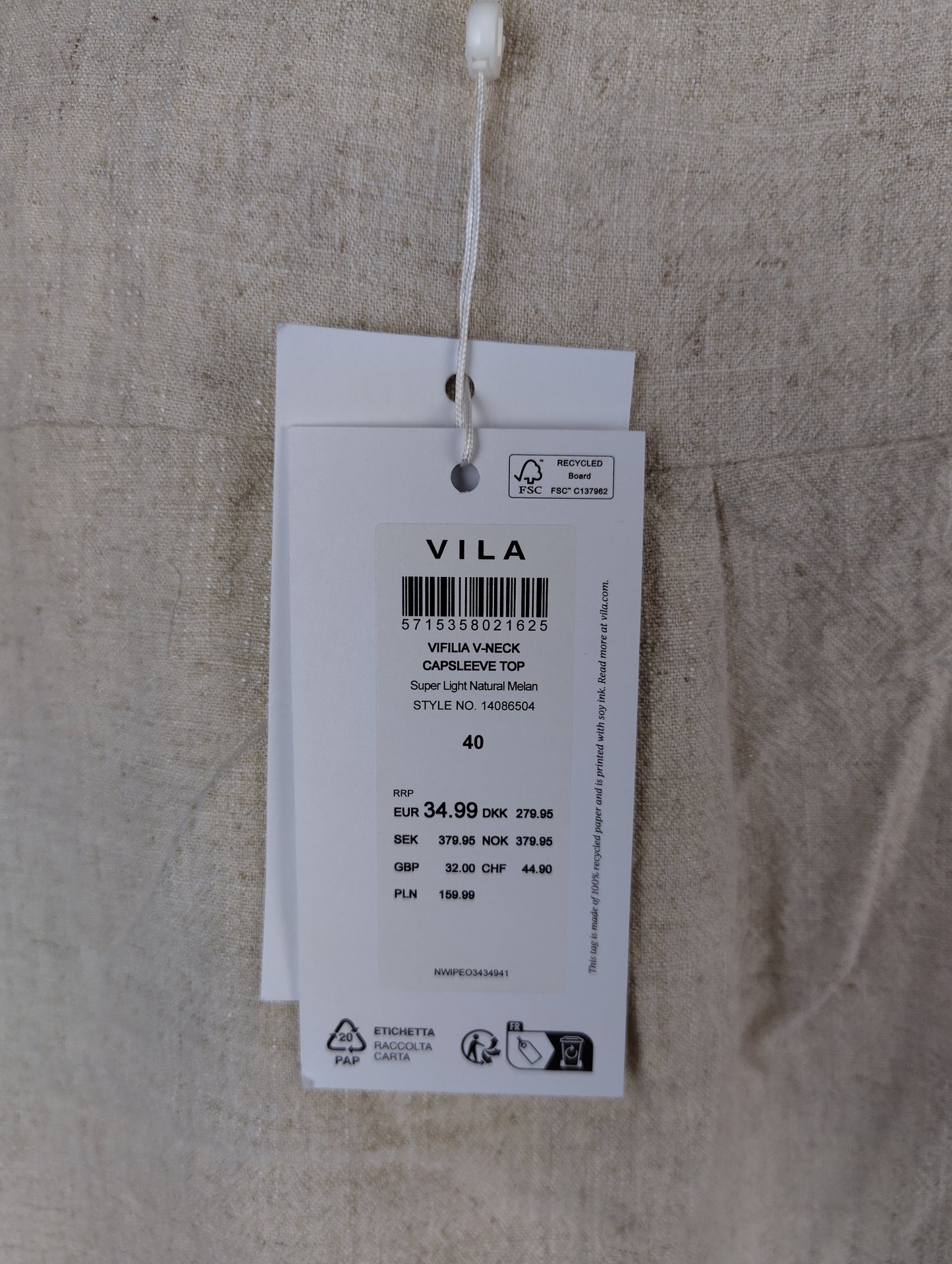 Close-up of Vila top label and tag information