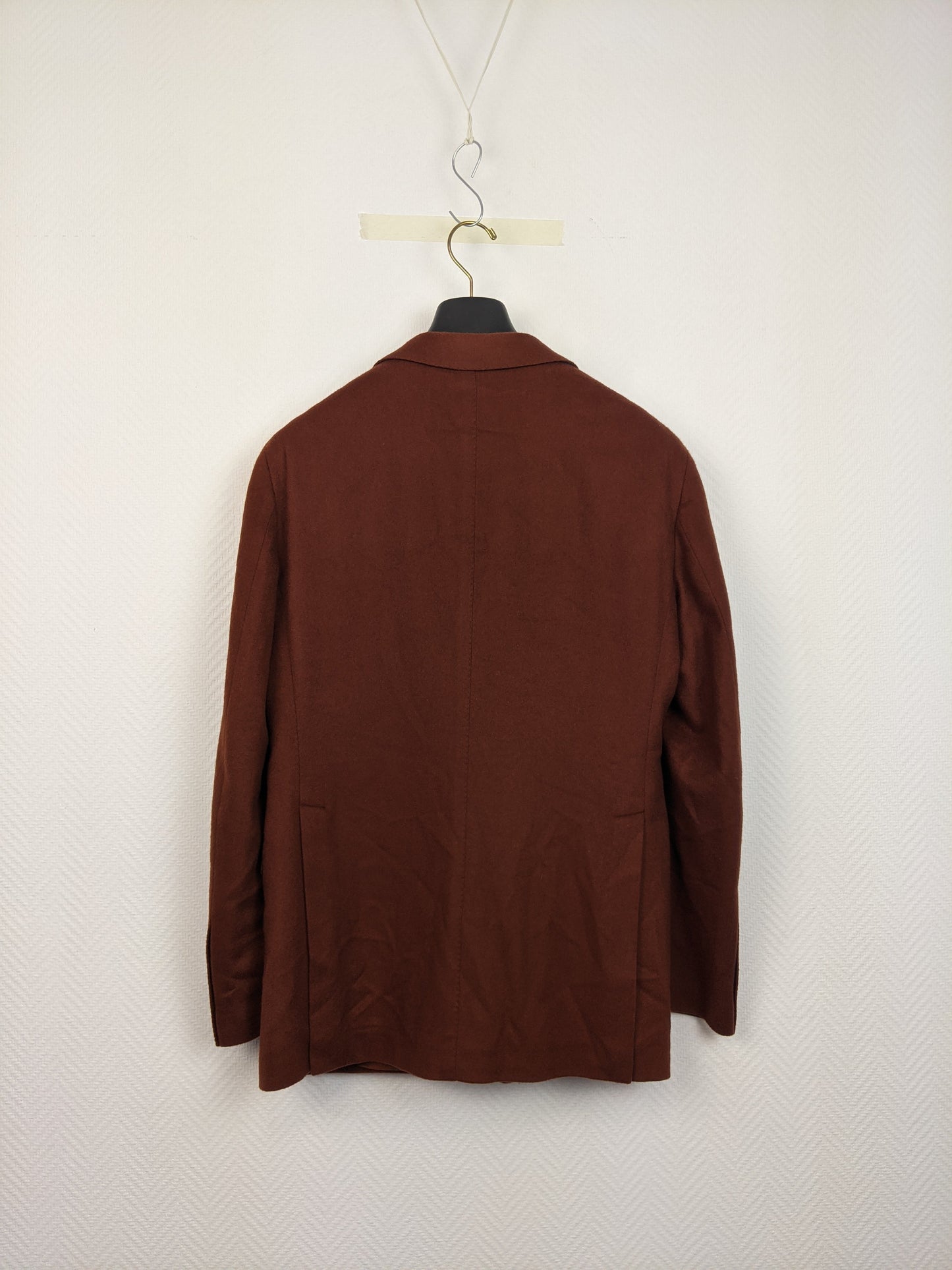 Back view of Vakko by Tagliatore brown blazer