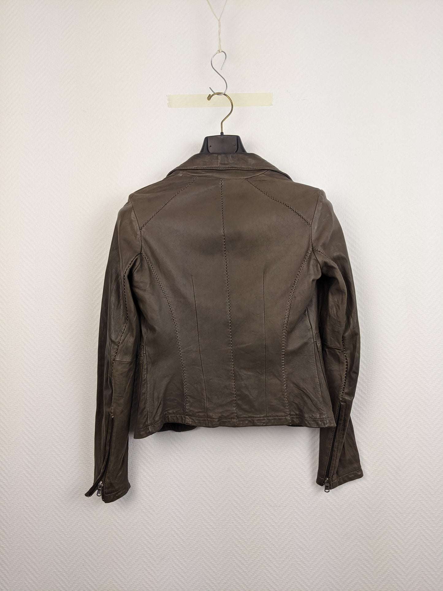 Back view of Pauw Amsterdam brown leather jacket