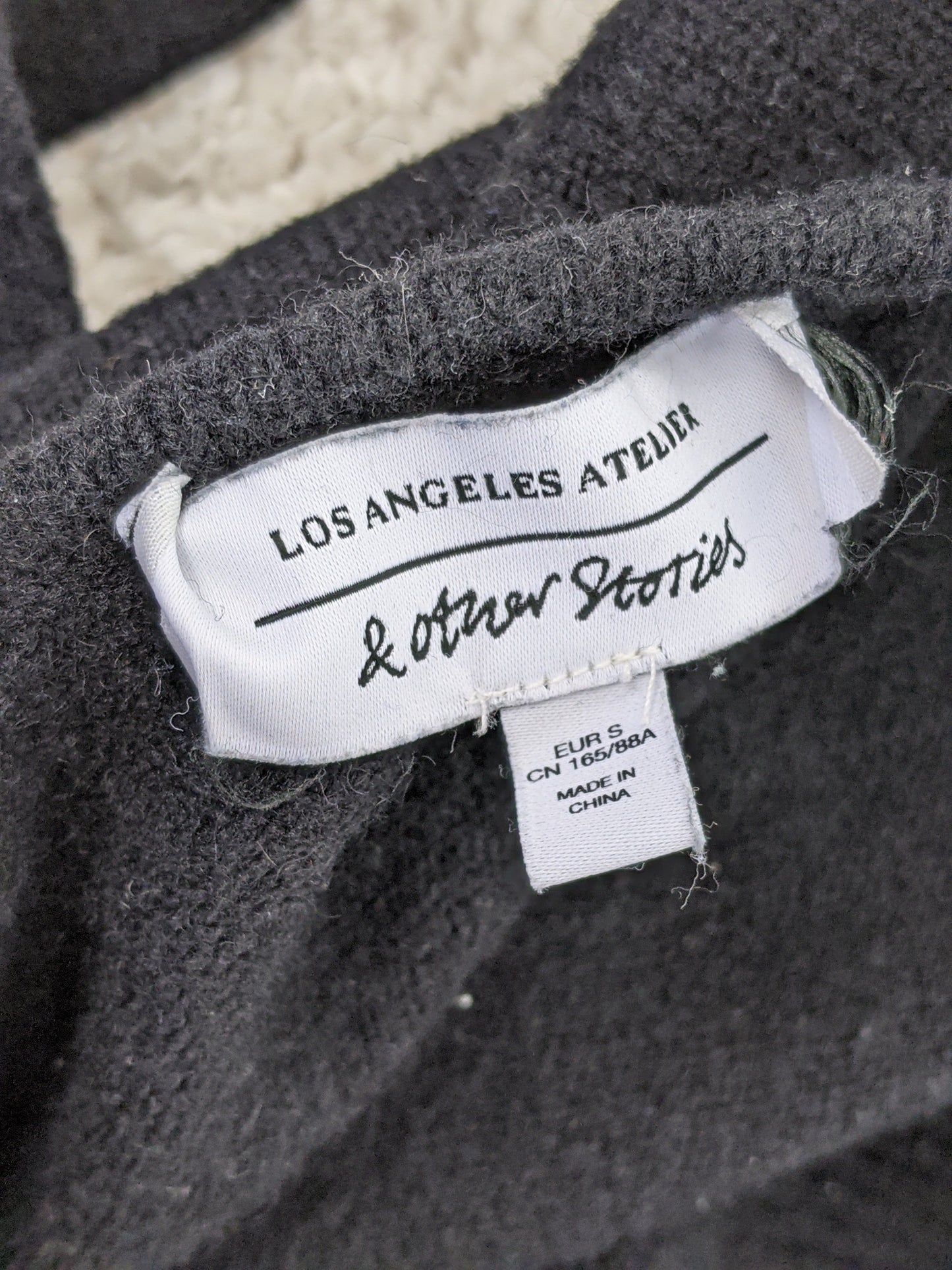 Label showing brand and size