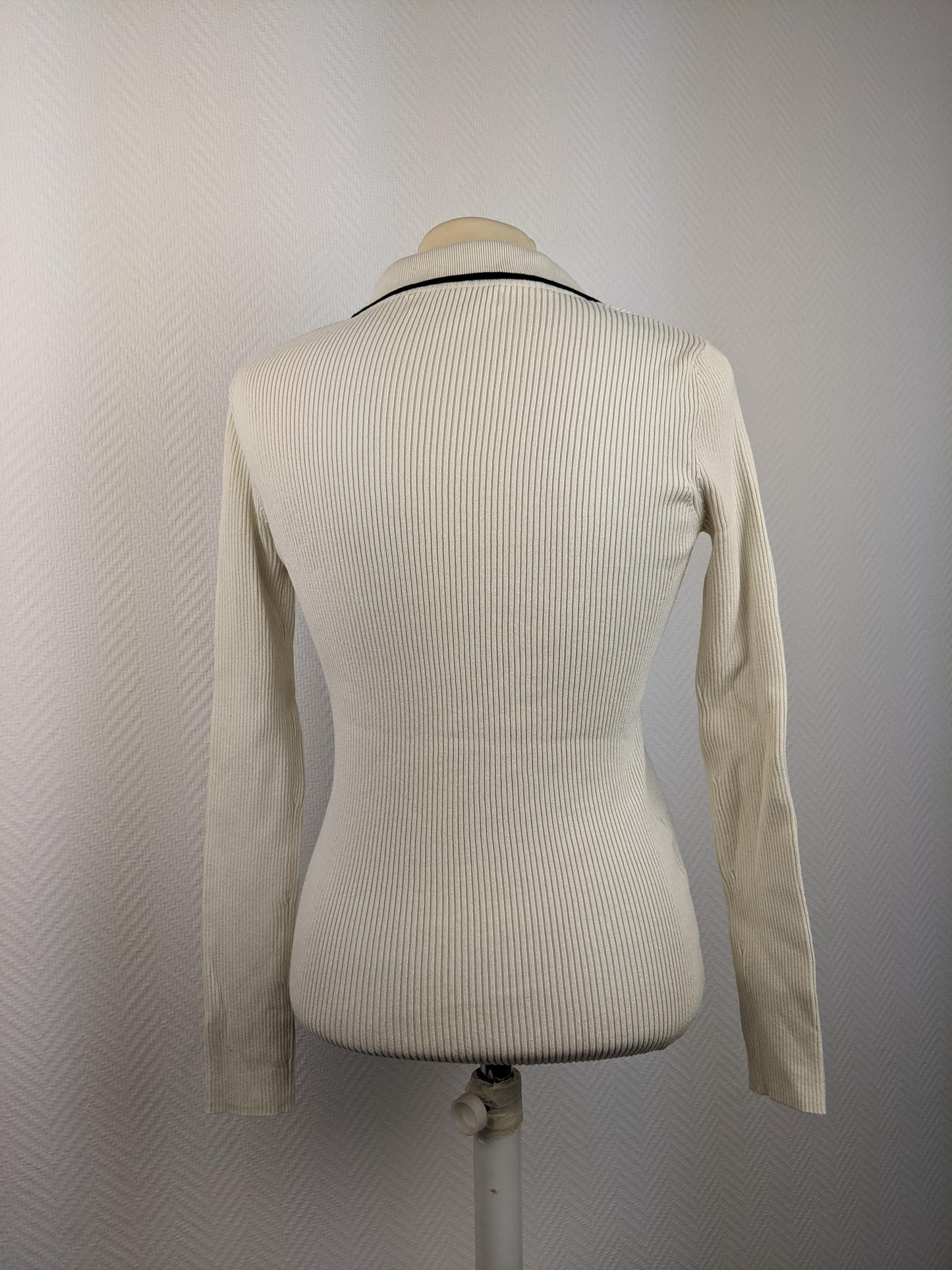 Back view of MNG white ribbed button-down top