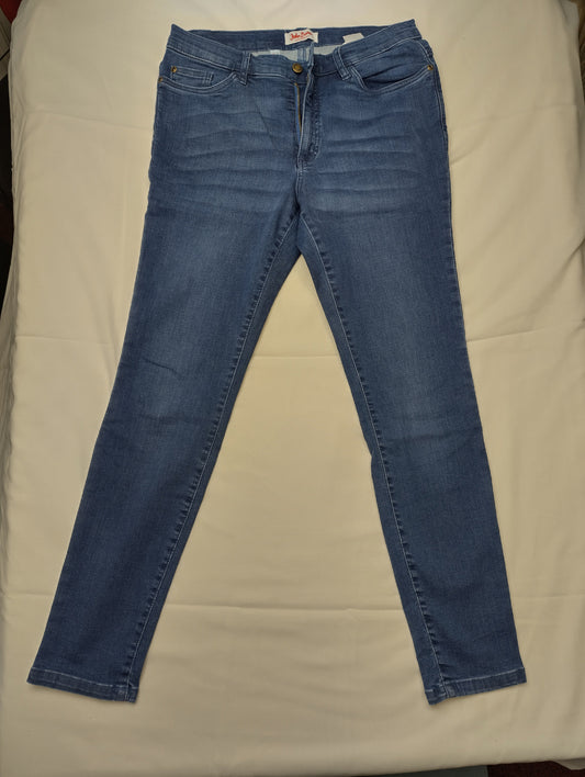 Front view of blue jeans