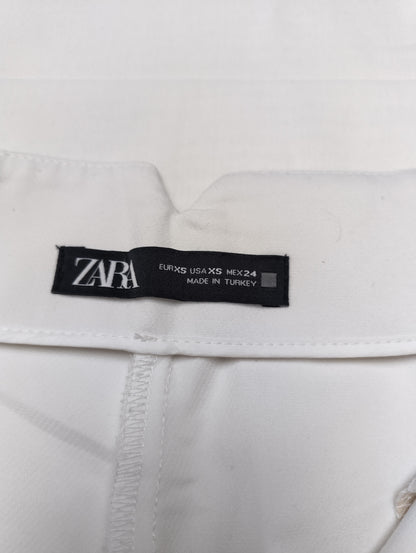 Label showing size and brand inside the trousers