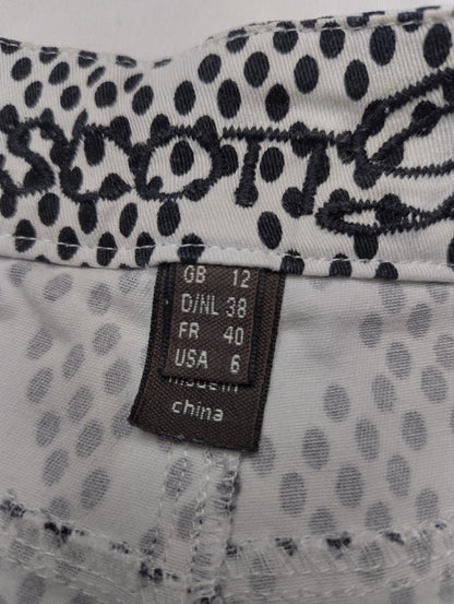 Close-up of size tag and care instructions