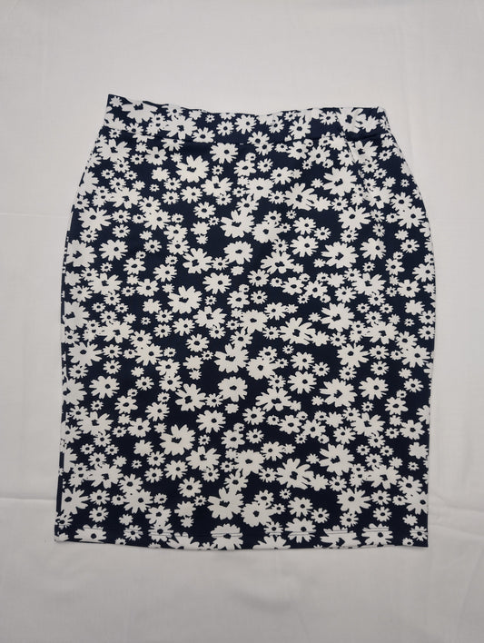 Front view of floral print pencil skirt