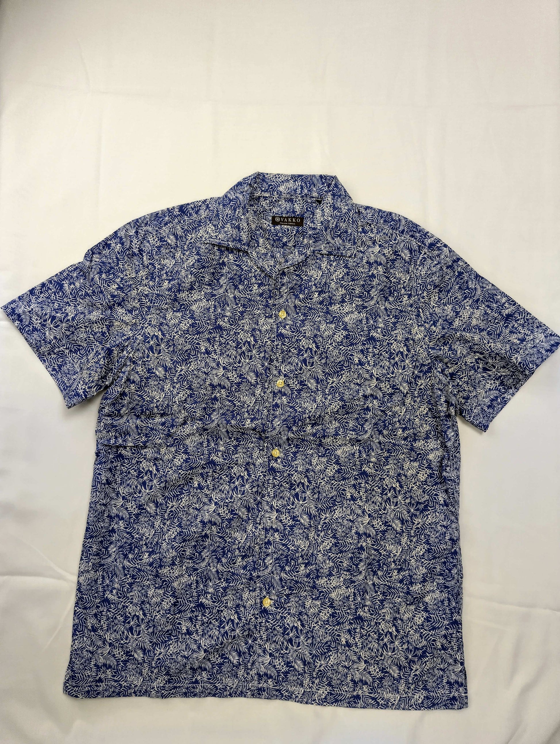 VAKKO floral shirt laid flat