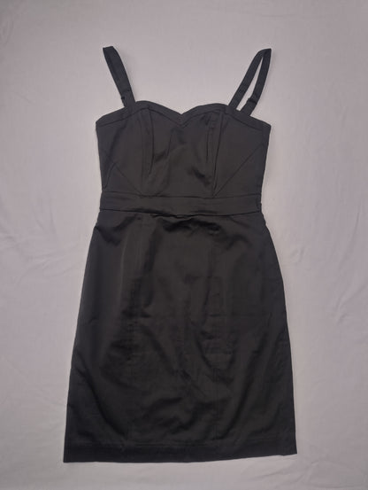 Chic black dress front view