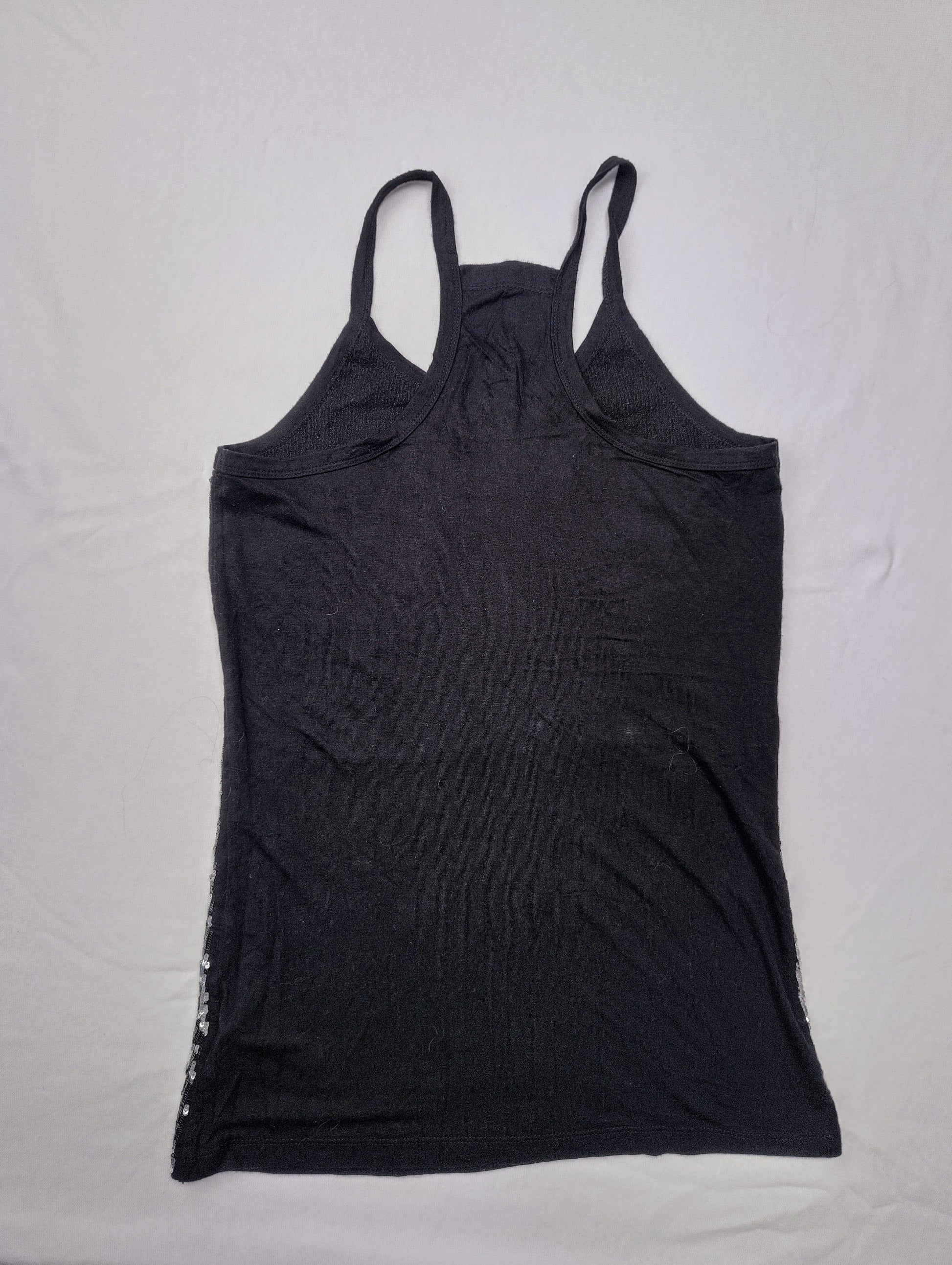Back view of the tank top