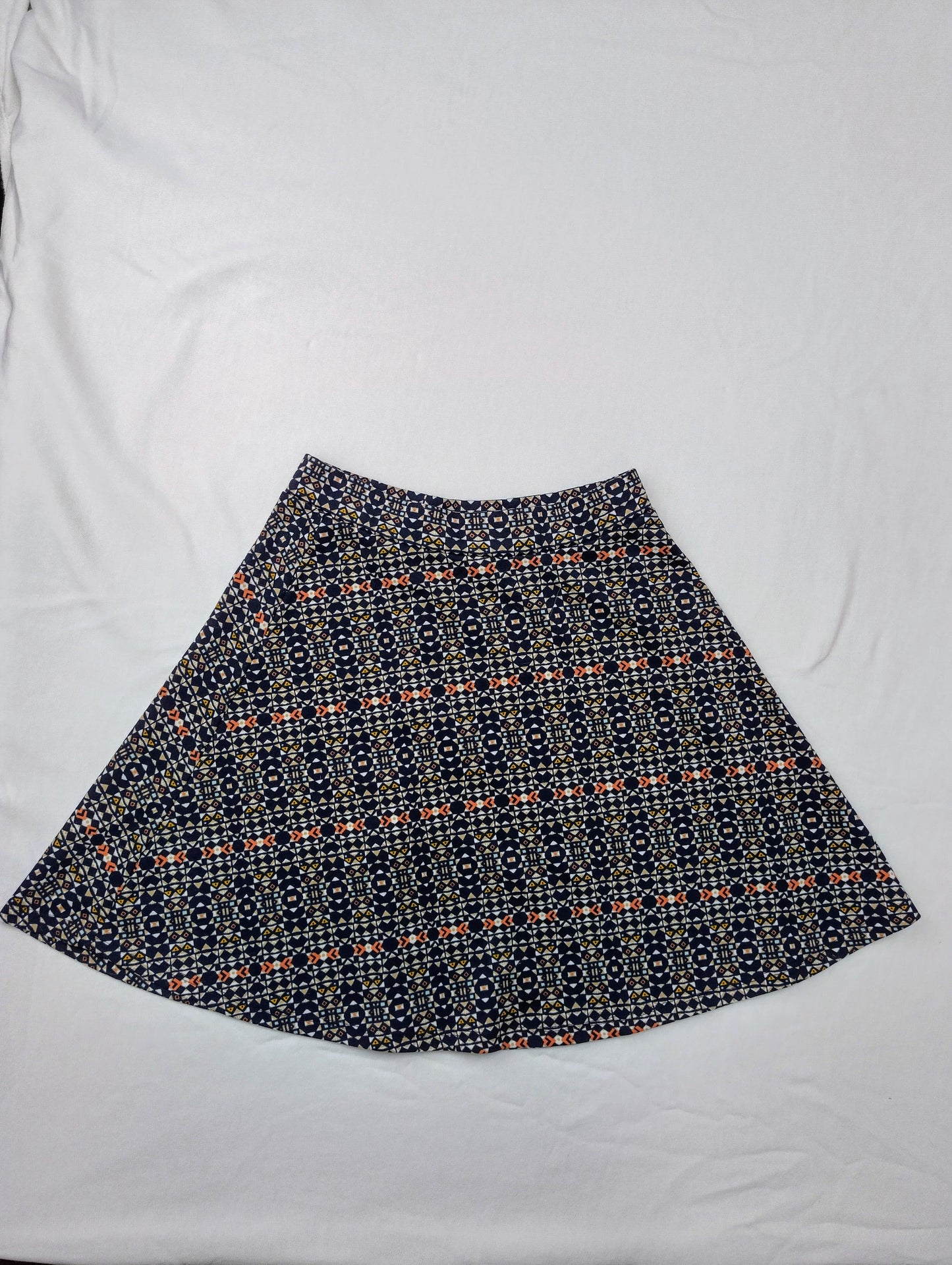 Full view of the skirt