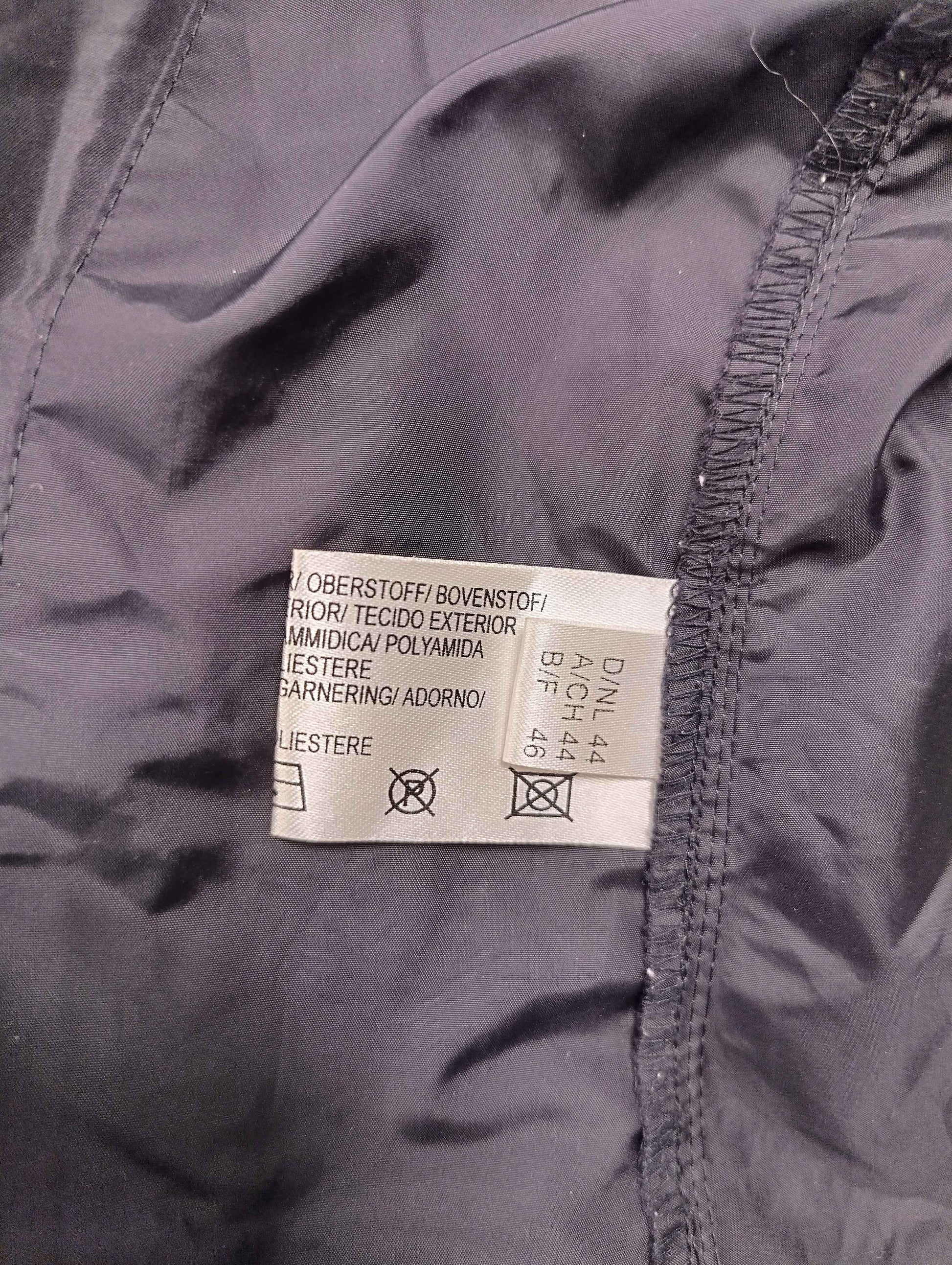 Care label showing material and care instructions