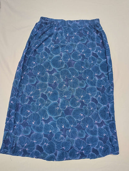Floral maxi skirt back view