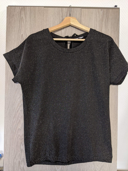 Front view of the sparkly black top