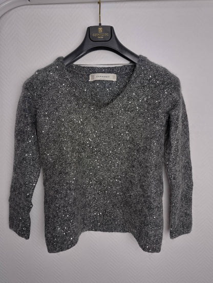 Front view of gray Zaraknit sweater