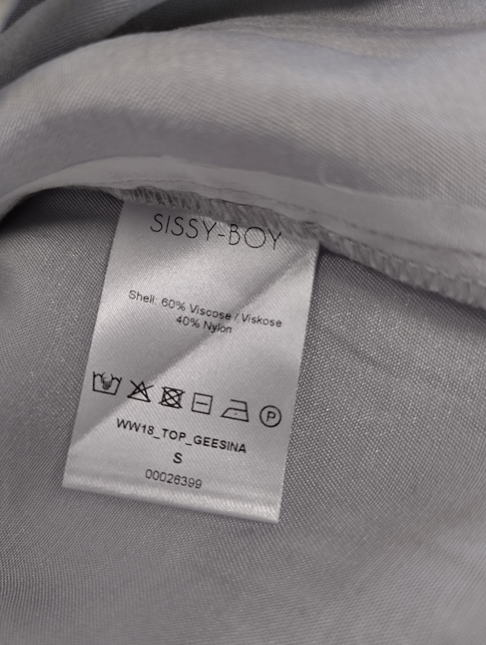 Care label of Sissy-Boy top