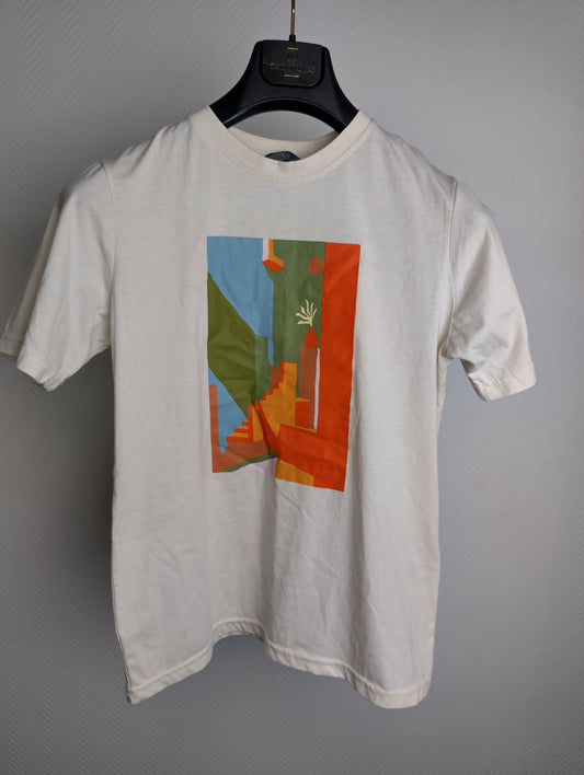 Front view of graphic t-shirt