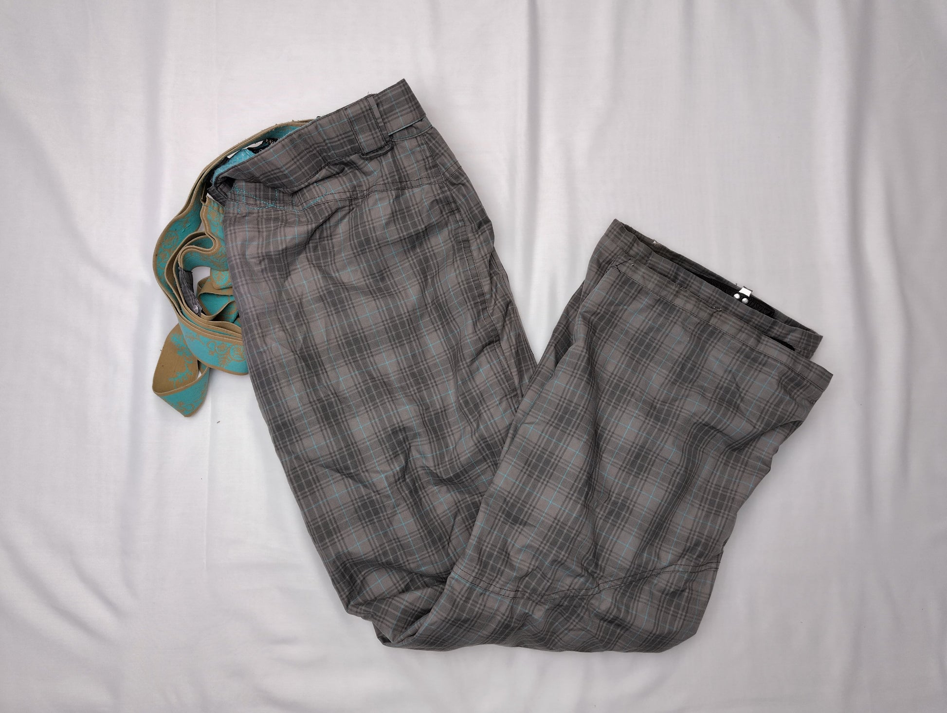 Pants - folded view