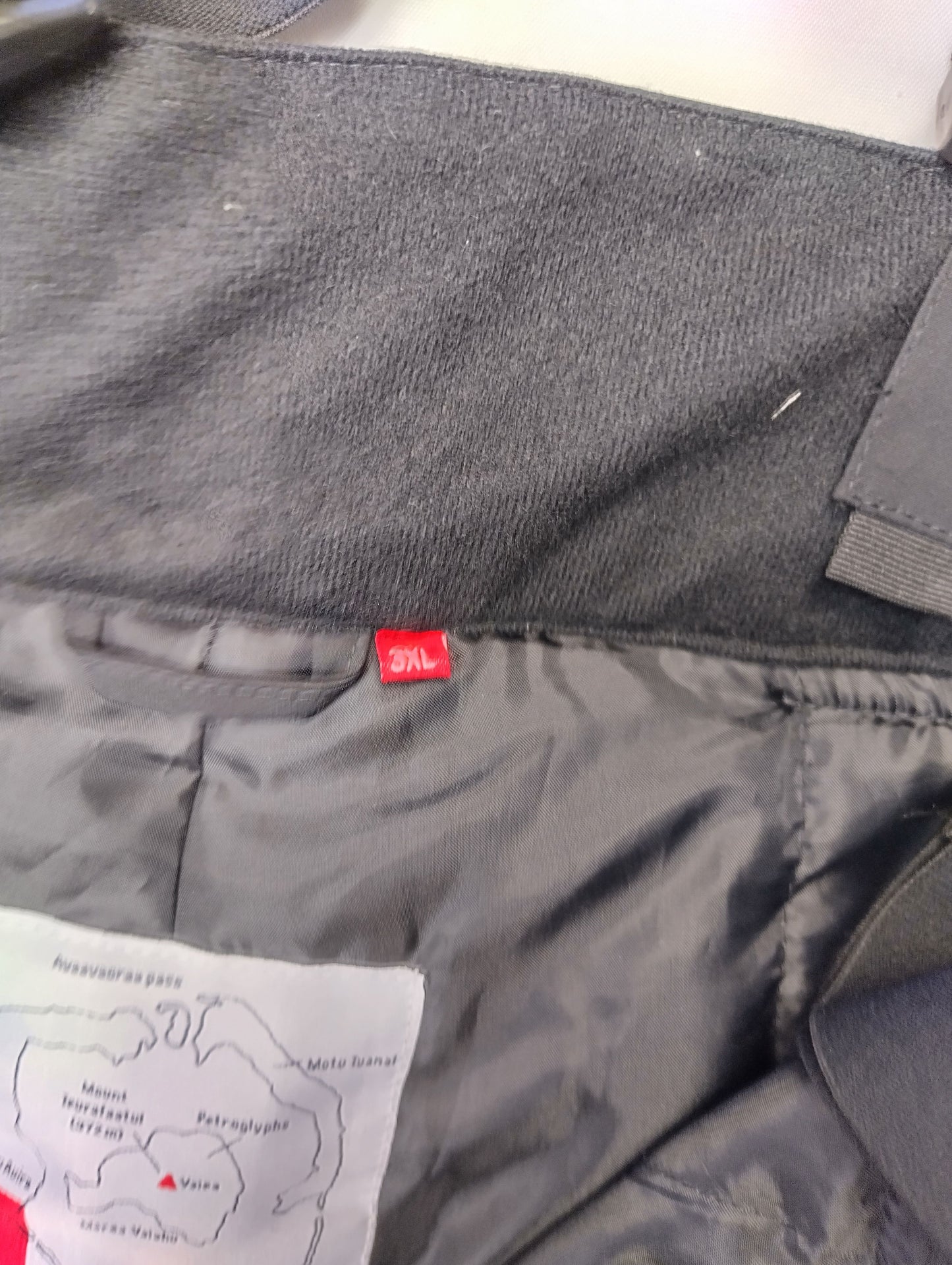 Close-up of the interior label
