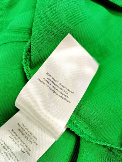 Close-up of the fabric and care label