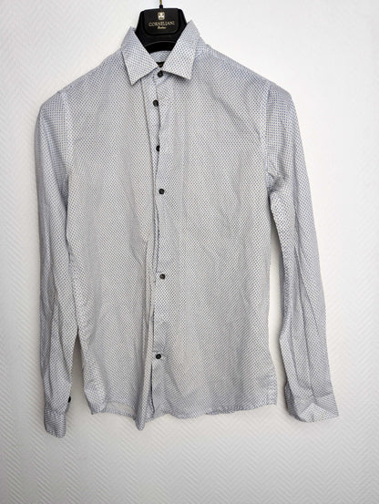 Front view of the slim fit shirt