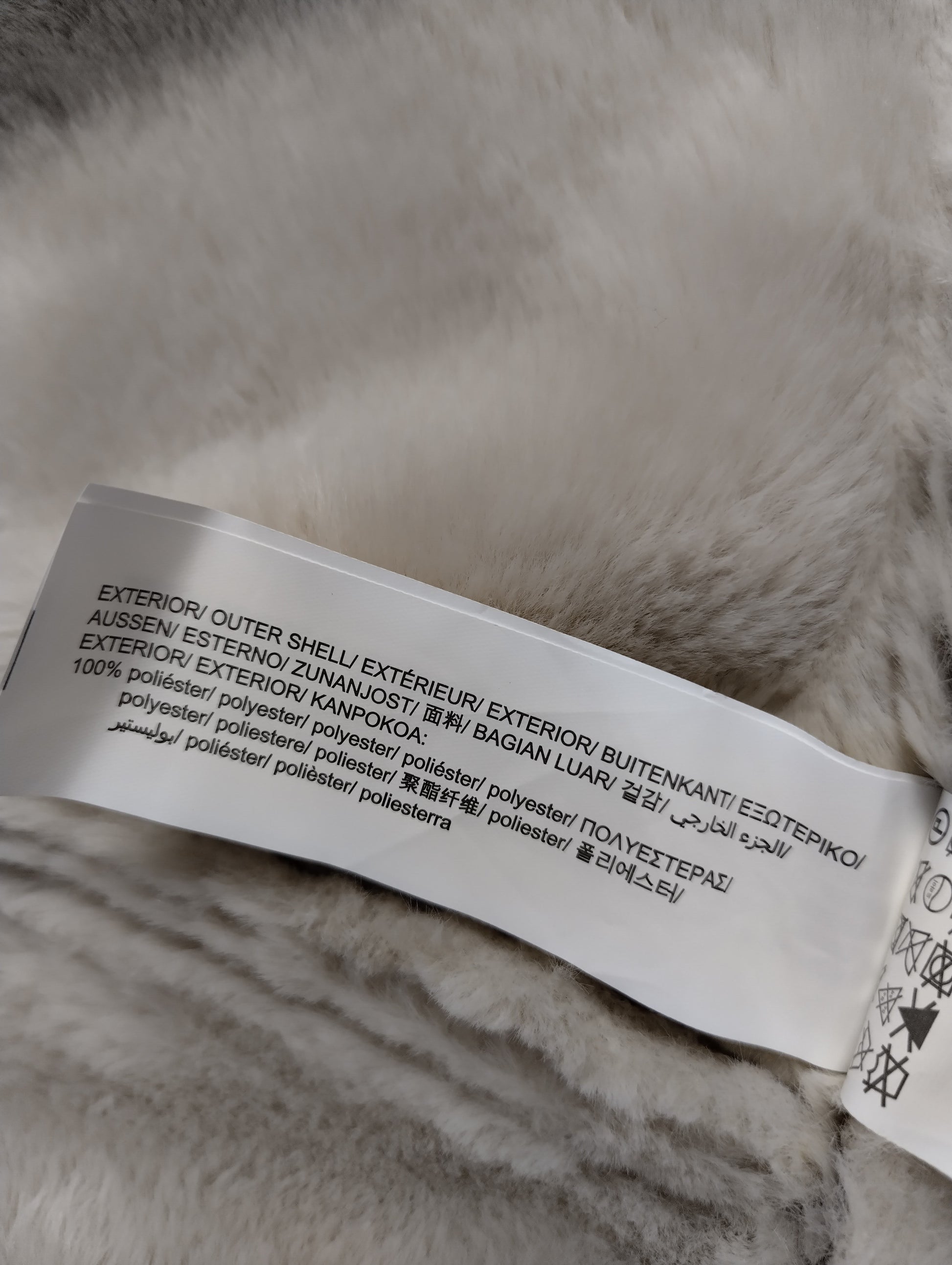 Fabric care label - exterior