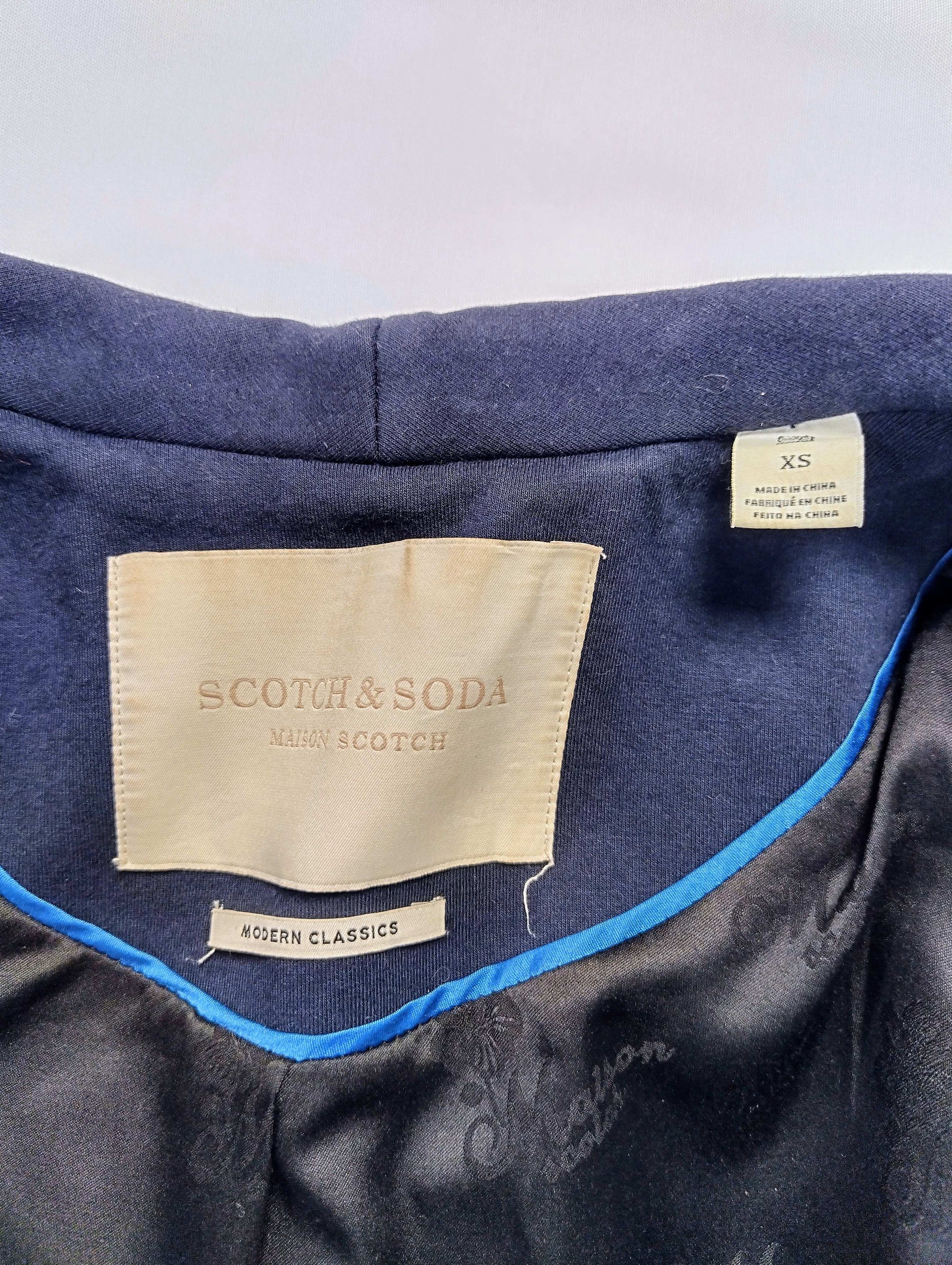 Label inside the coat