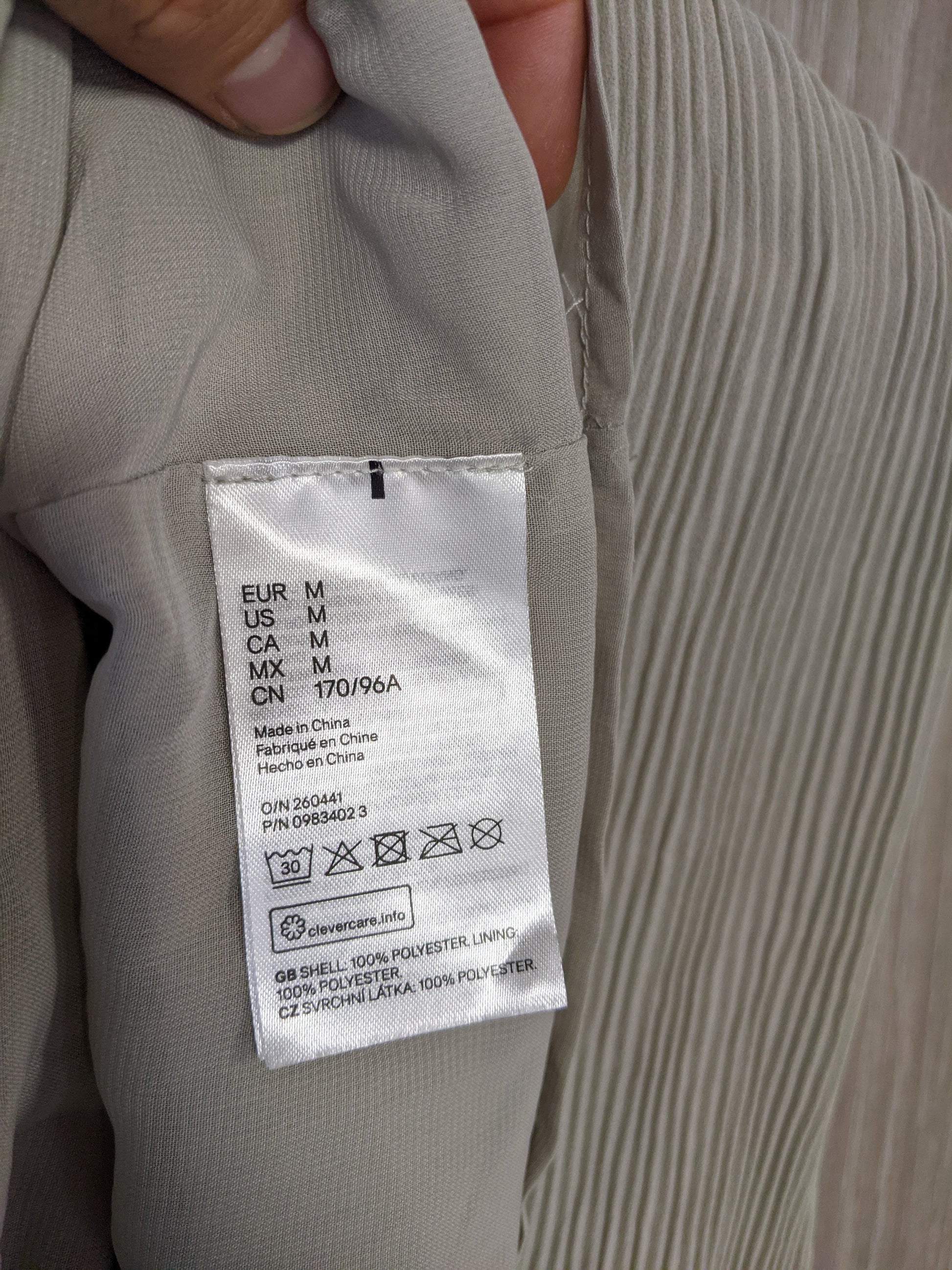 Care instructions and material label