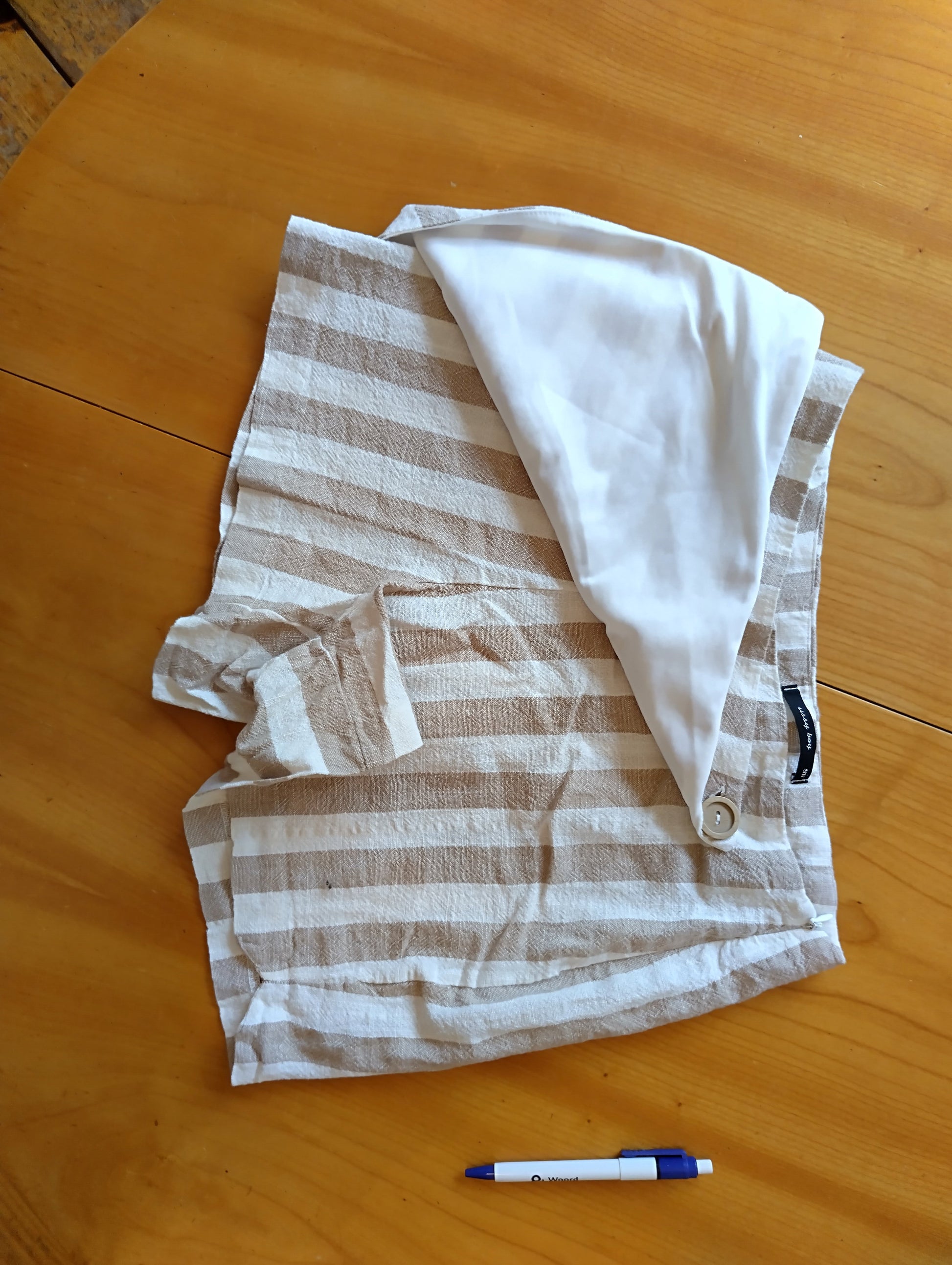 Inside view of the striped linen shorts