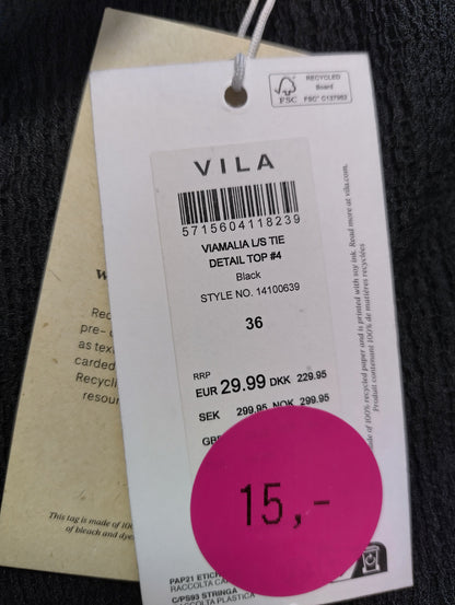 Vila brand tag showing size and price