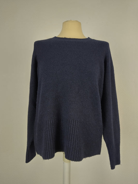Front view of navy knit o-neck sweater