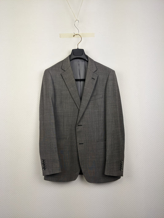 Front view of Gentiluomo grey textured blazer
