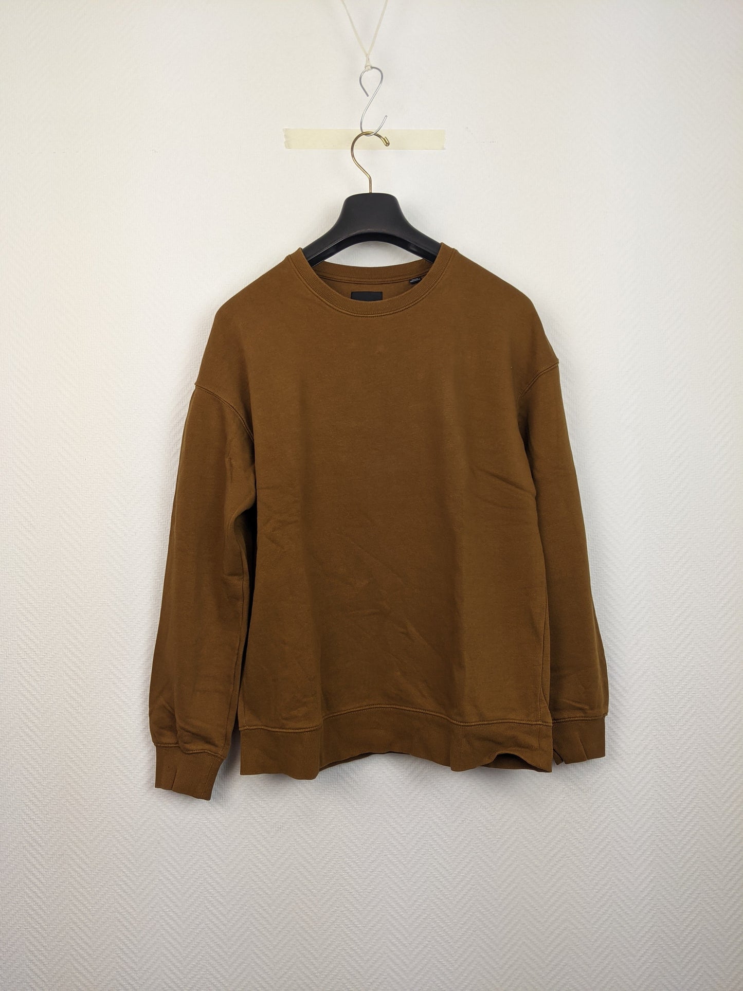 Front view of brown sweatshirt