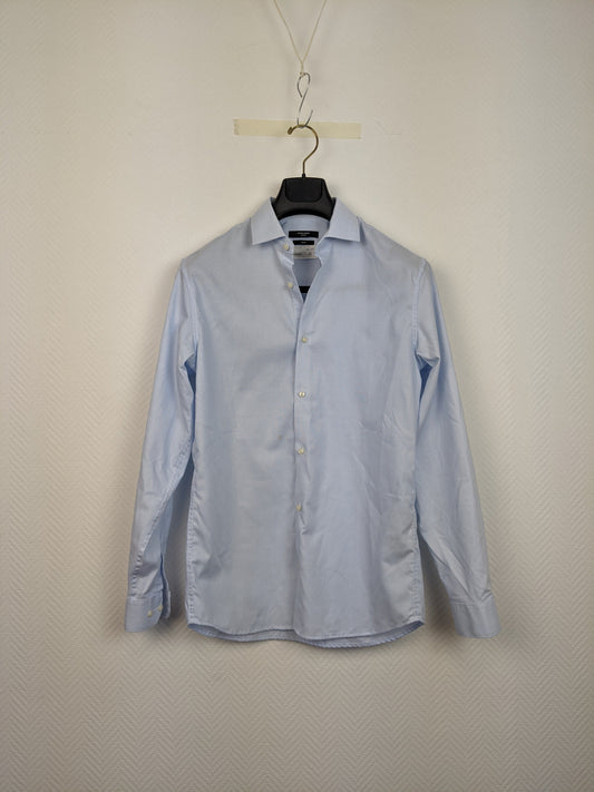 Front view of Jack & Jones light blue shirt