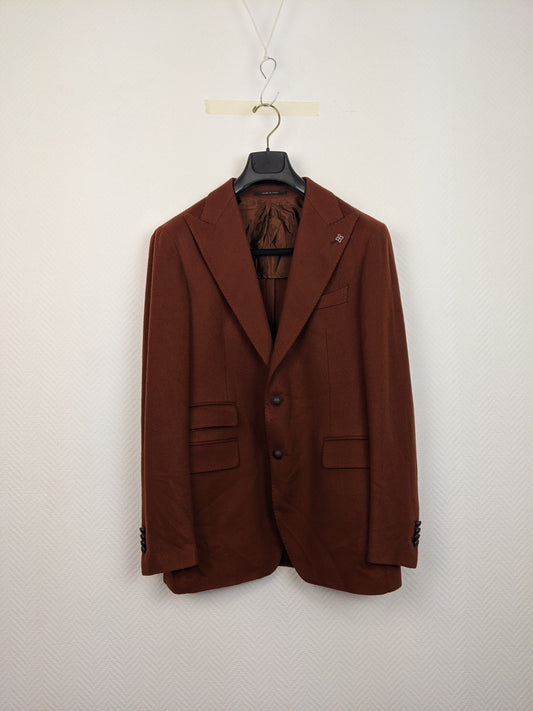 Front view of Vakko by Tagliatore brown blazer