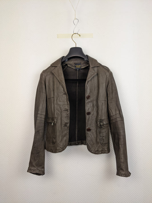 Front view of Pauw Amsterdam brown leather jacket