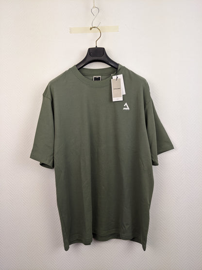Front view of Jack & Jones olive green T-shirt with tag