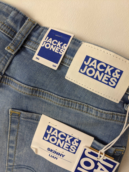 Close-up of Jack & Jones Liam Jeans label