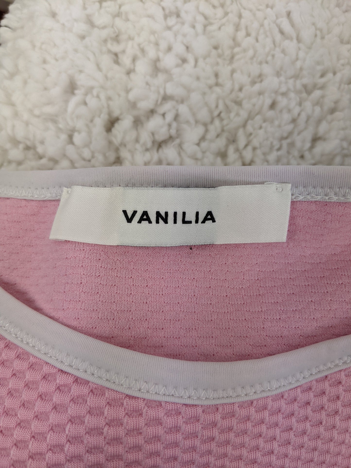 Close-up of Vanilia label