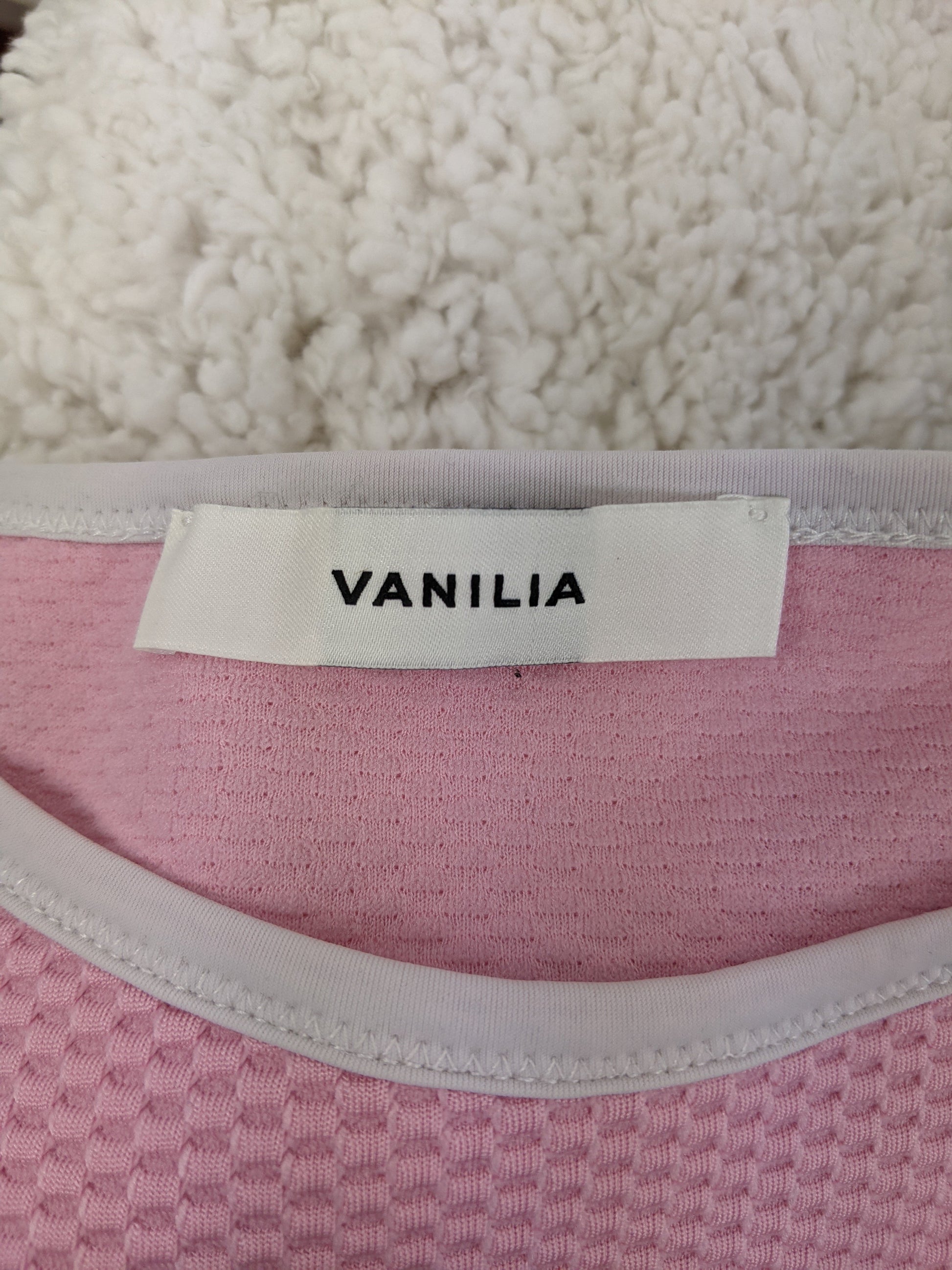 Close-up of Vanilia label