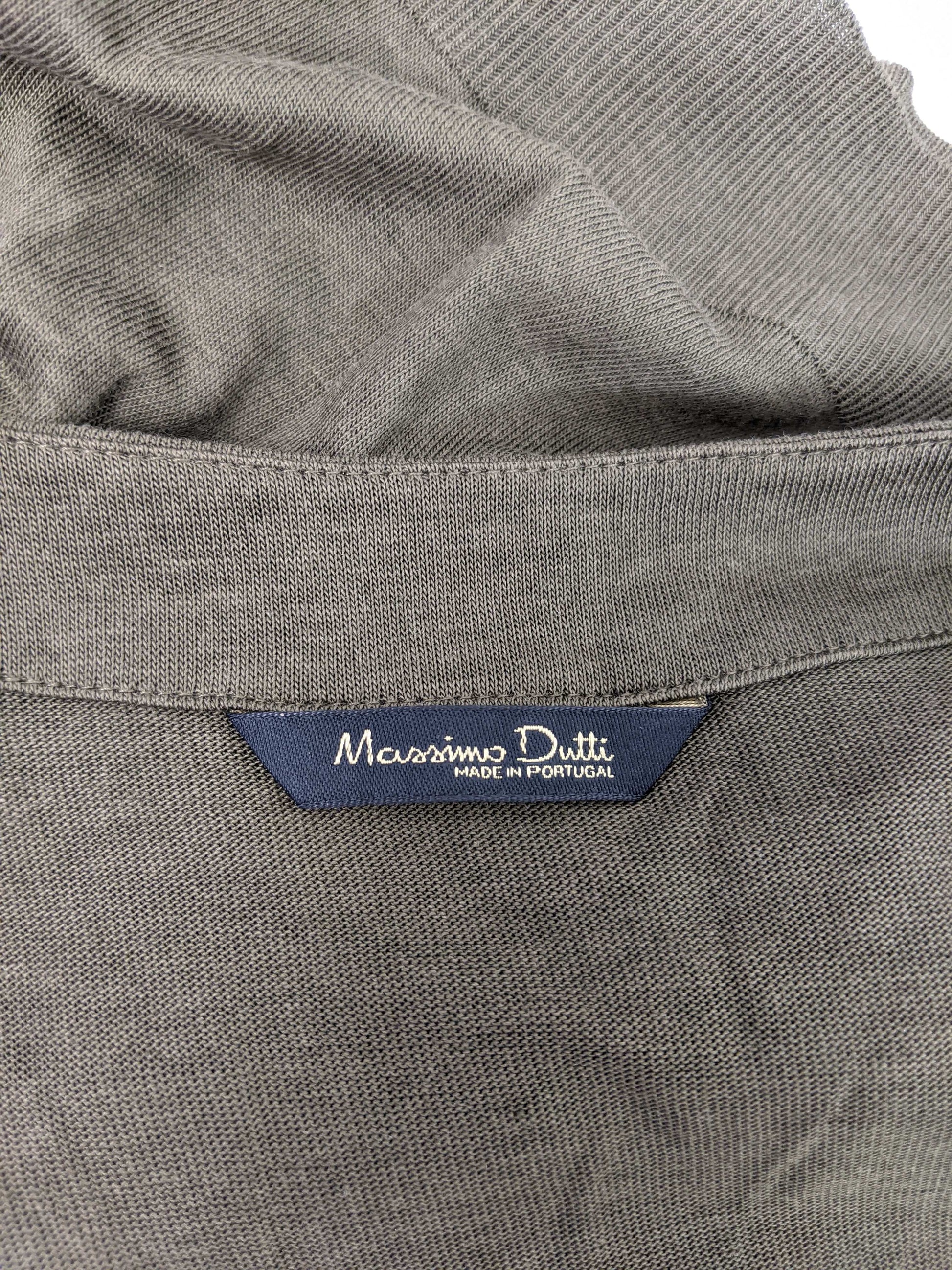 Massimo Dutti label