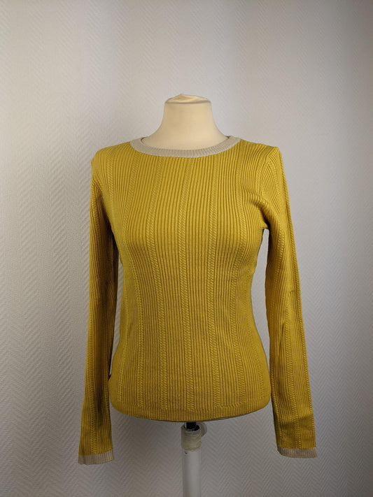 Front view of Mulaya yellow ribbed knit sweater