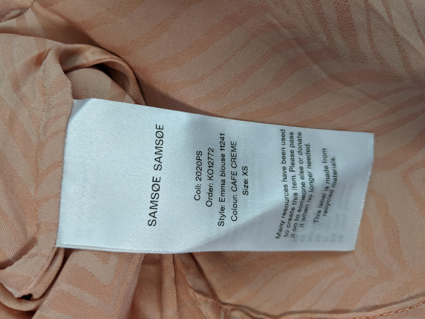 Size and care label of Samsøe Samsøe blouse