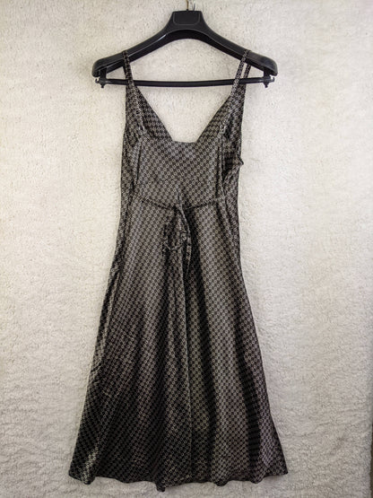 Back view of the Savannah black and gray patterned dress