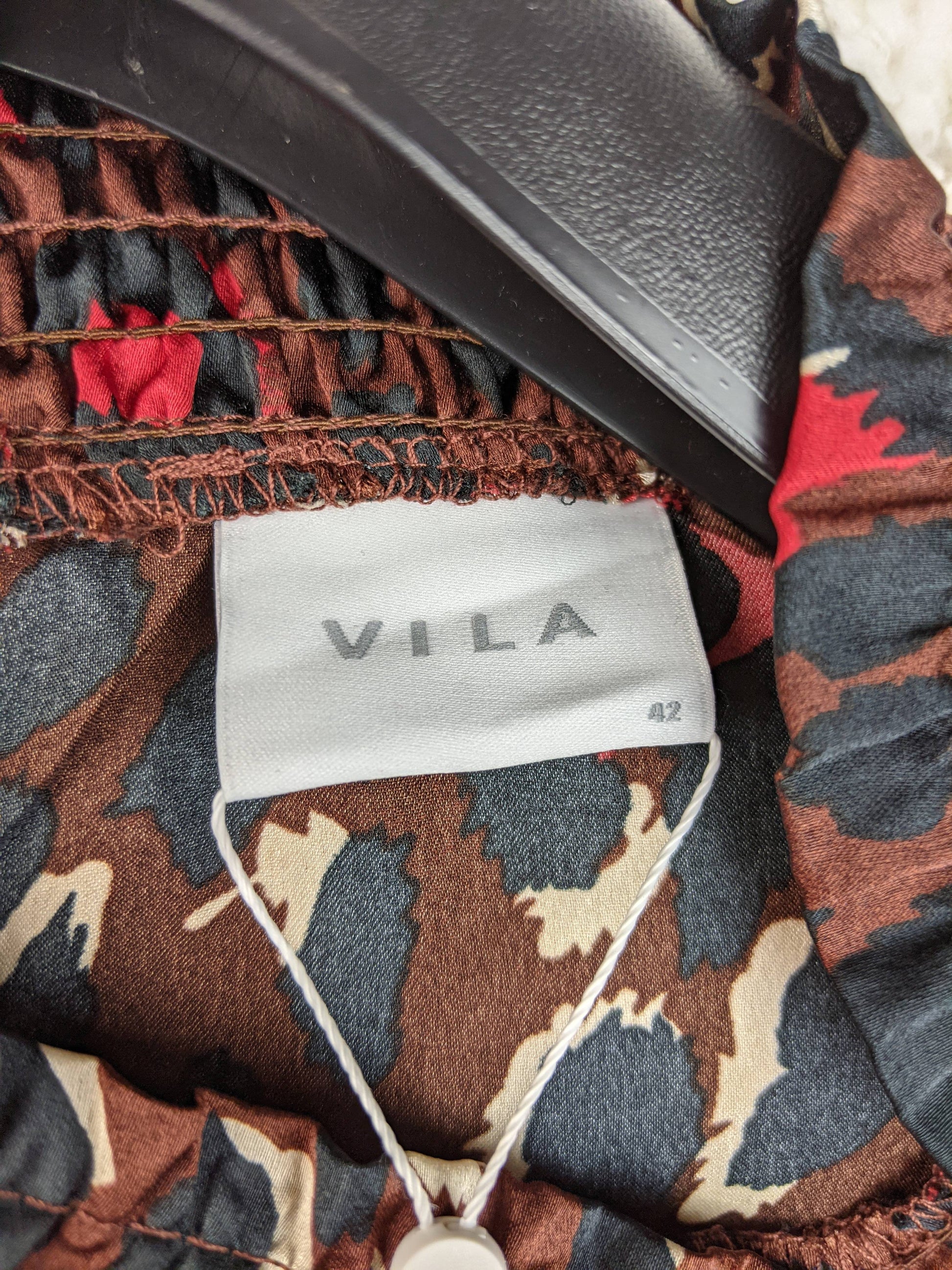 Vila dress size label and brand tag