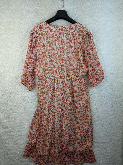 Back view of Zeeman floral print dress
