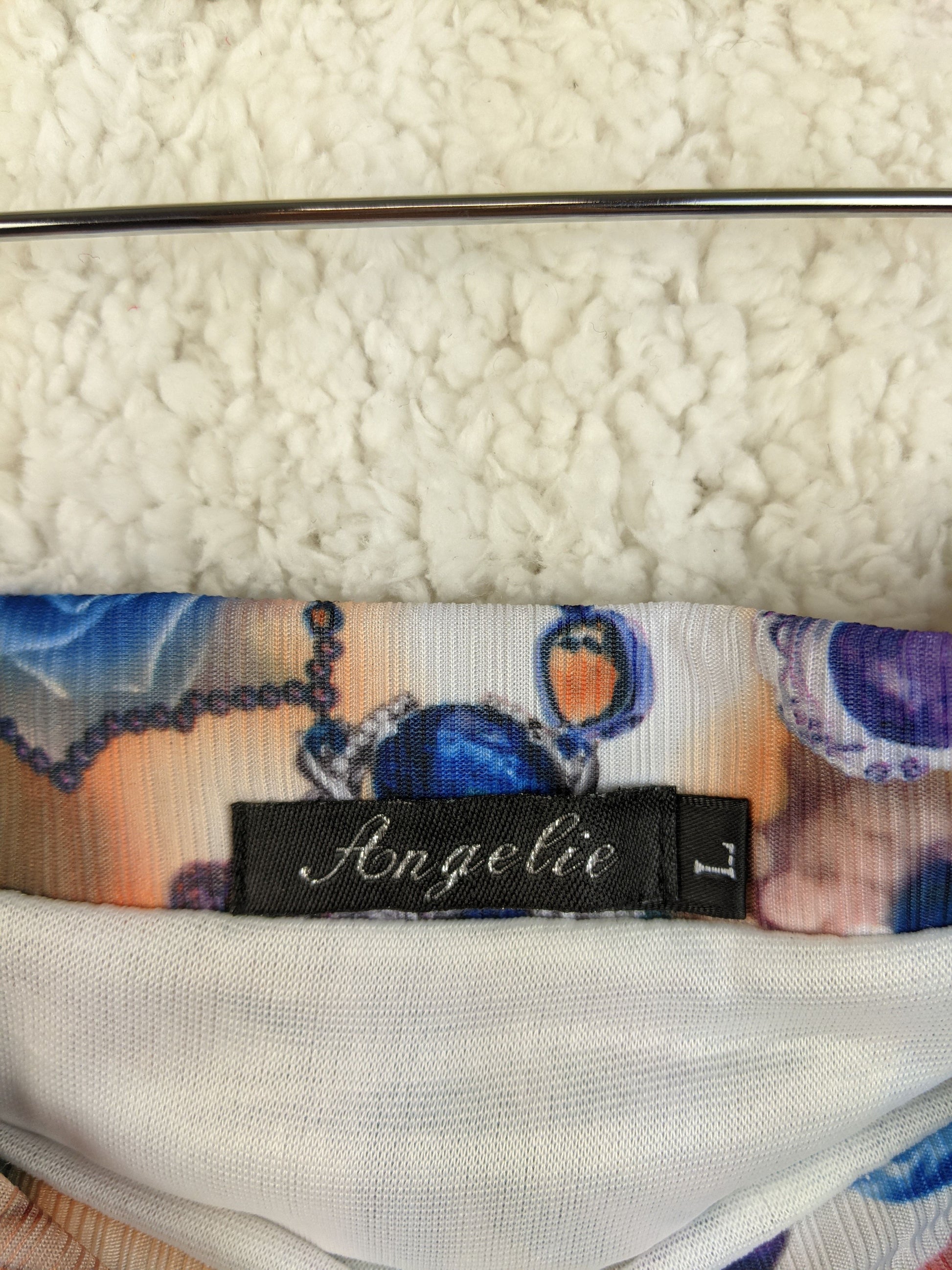 Close-up of Angelie brand label
