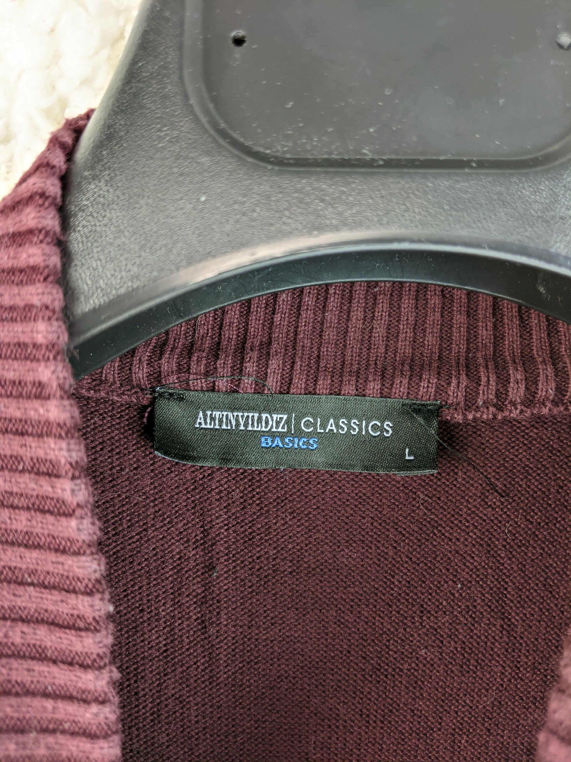 Label showing Altinyildiz Classics Basics