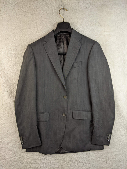 Front view of Nino Danieli gray blazer