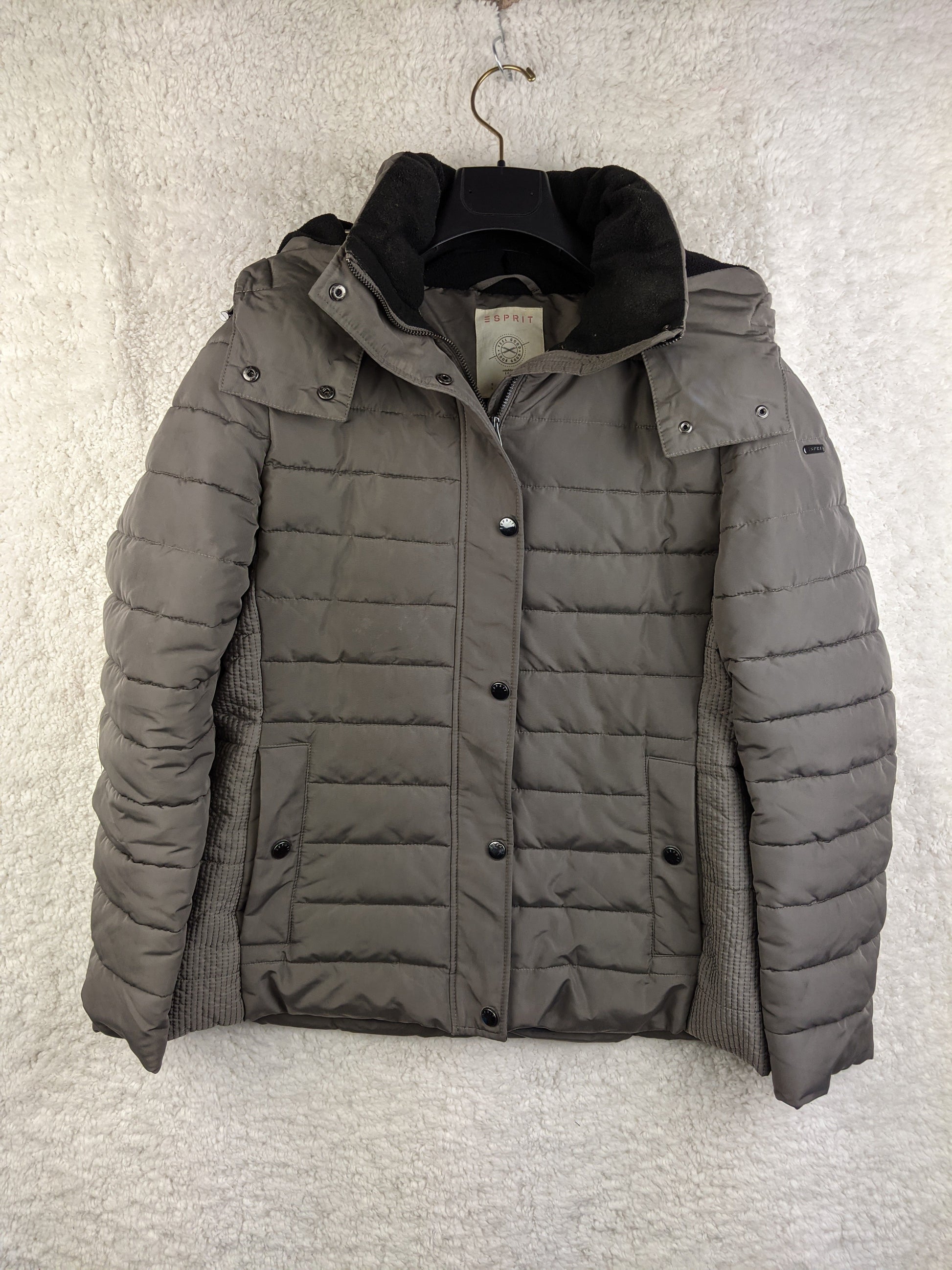 Front view of Esprit grey puffer jacket with hood