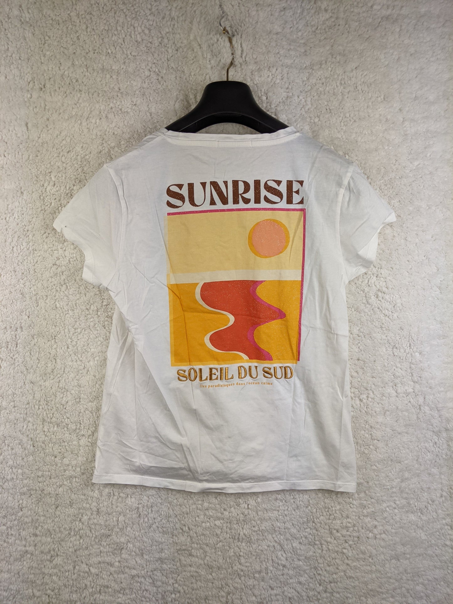 Back view of Costes Atelier white t-shirt with 'Sunrise' graphic